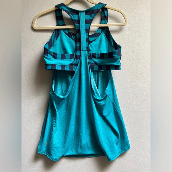 Lululemon 2-In-Run Micro Macro Stripe Surge Stripe Built in Bra Tank  Sz 12 - Picture 3 of 8